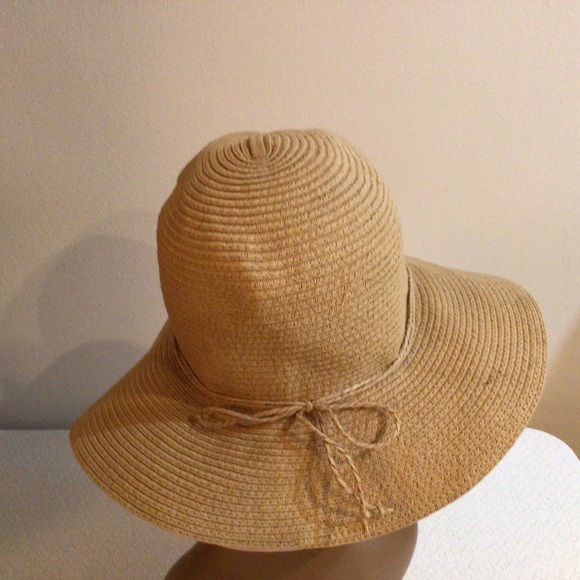 Ladies Gap Sun Hat - Picture 2 of 4